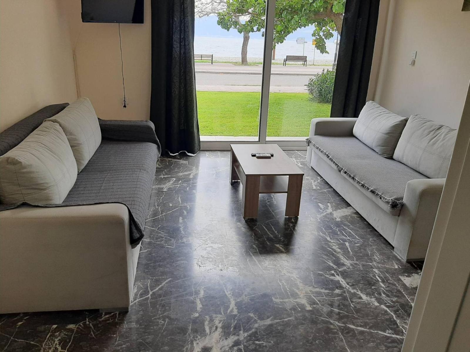 Nafpaktos Seaside Apartment المظهر الخارجي الصورة