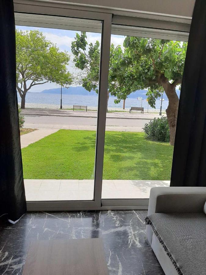 Nafpaktos Seaside Apartment المظهر الخارجي الصورة