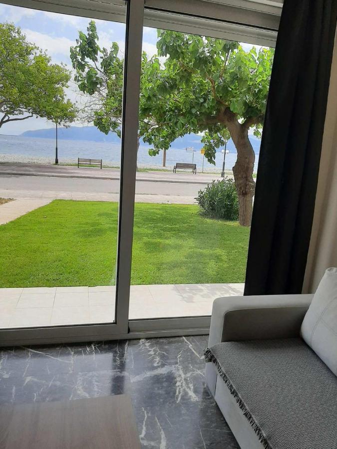 Nafpaktos Seaside Apartment المظهر الخارجي الصورة