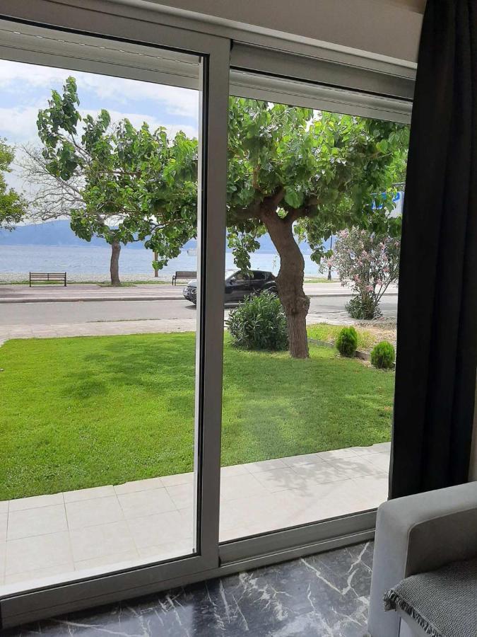 Nafpaktos Seaside Apartment المظهر الخارجي الصورة