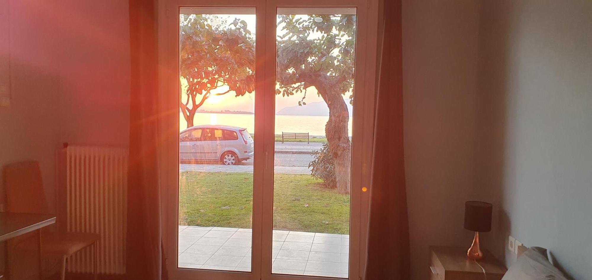 Nafpaktos Seaside Apartment المظهر الخارجي الصورة