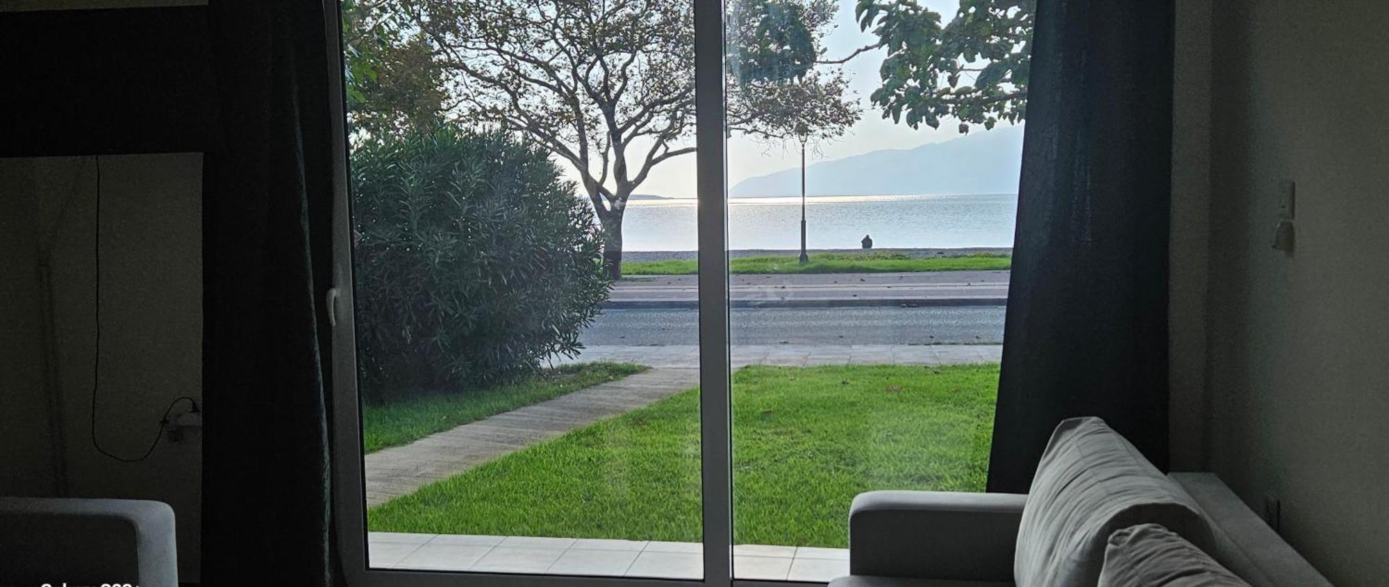 Nafpaktos Seaside Apartment المظهر الخارجي الصورة